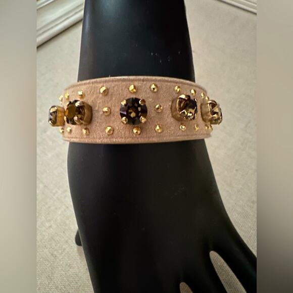 Givenchy leather bracelet w Swarovski crystals, faceted beads & shark tooth lock - Picture 1 of 14